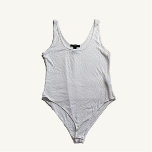Forever 21 White Ribbed Body Suit Scoop Neck Size Medium